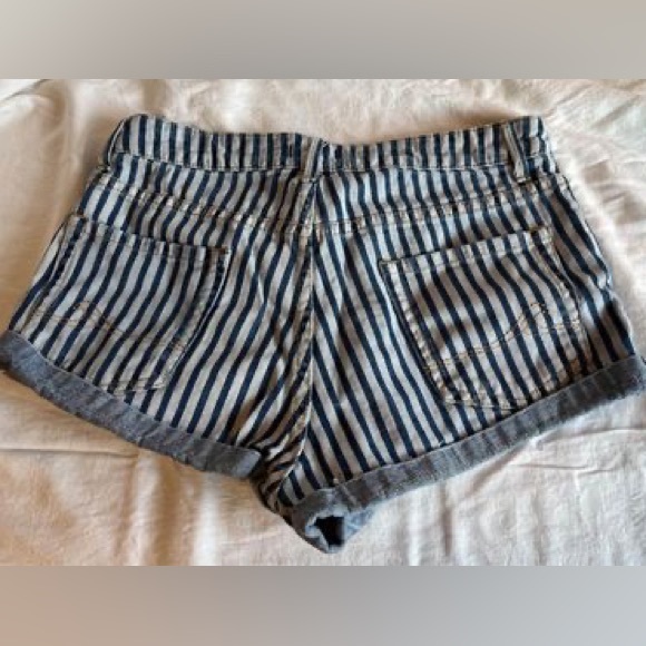 Striped Roxy Shorts - Picture 2 of 3